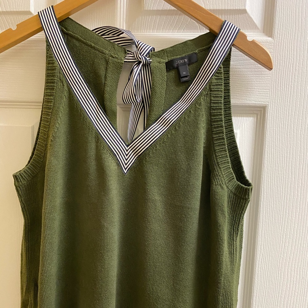 J Crew sleeveless size M like new